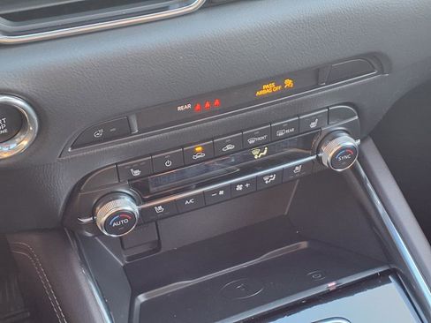 New 2025 MAZDA CX-5 Signature image 18