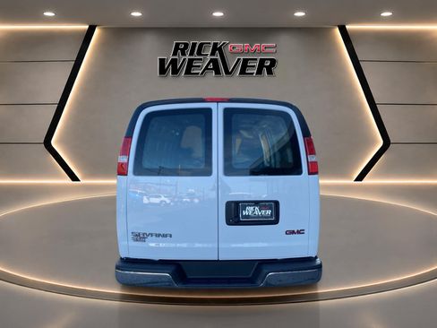 Used 2025 GMC Savana 2500 w/ Driver Convenience Package RWD image 4
