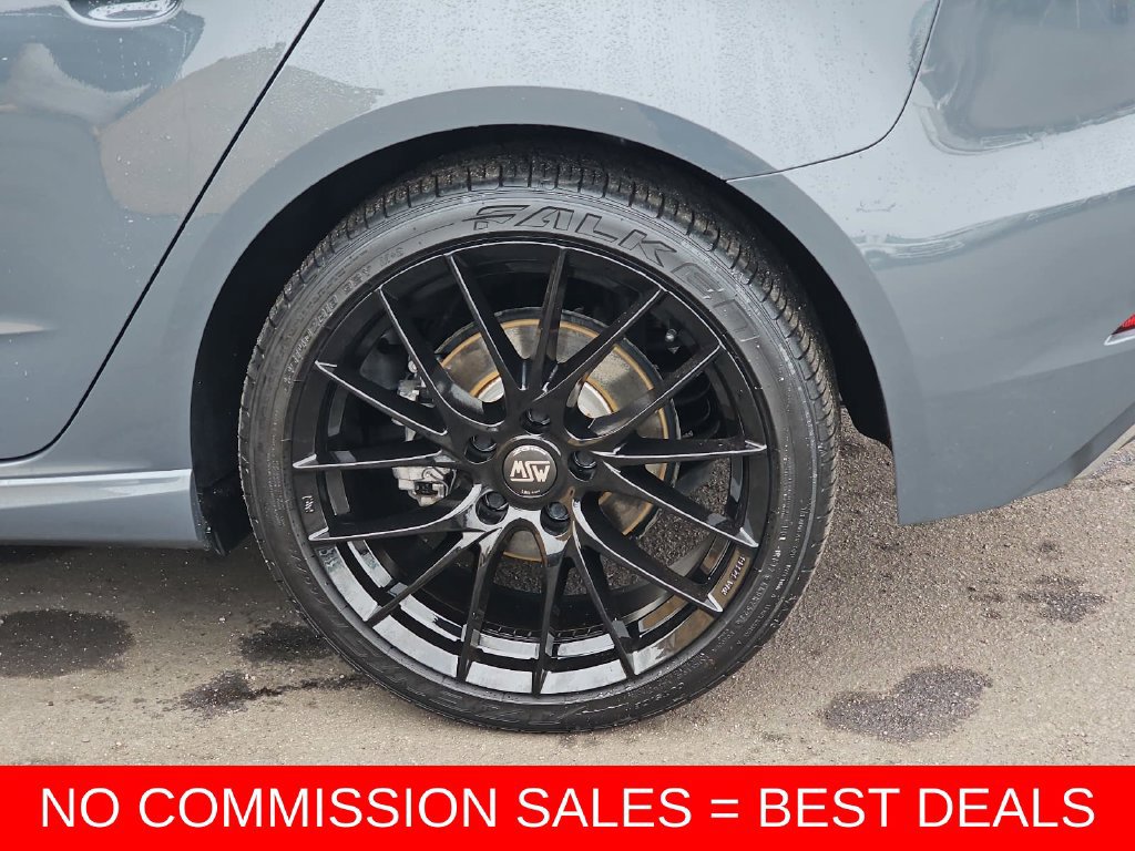 Used 2017 Audi A3 e-tron Prestige w/ Prestige Package FWD image 36