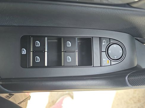 Used 2025 MAZDA CX-50 AWD 2.5 Hybrid w/ Premium Pkg image 26