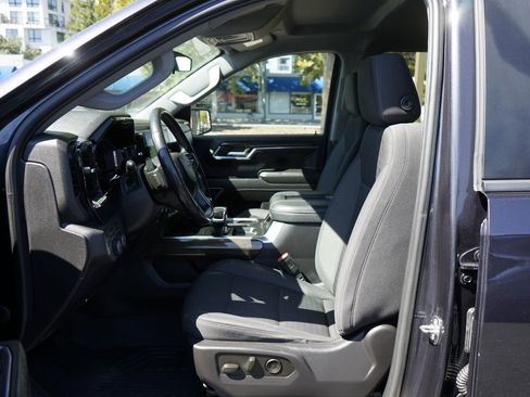 Used 2022 Chevrolet Silverado 1500 LT Trail Boss w/ Protection Package image 16