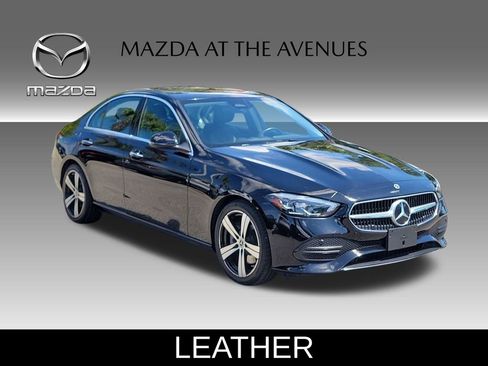 Used 2025 Mercedes-Benz C 300 Sedan image 3
