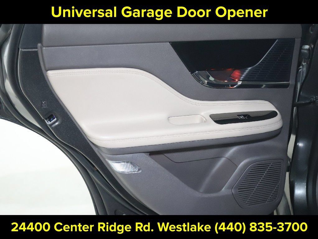 Used 2020 Lincoln Corsair AWD w/ Equipment Group 101A image 13