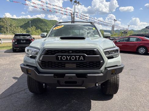 Used 2021 Toyota Tacoma TRD Pro AWD/4WD image 11