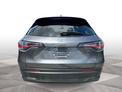 Used 2025 Honda HR-V LX image 7