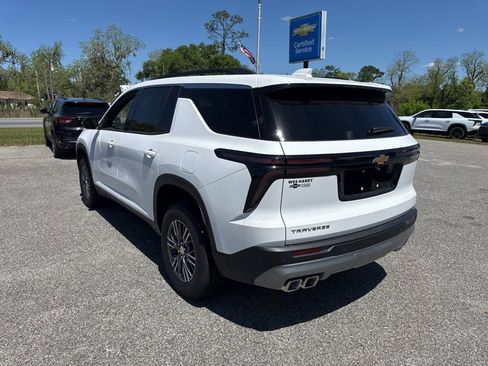 New 2026 Chevrolet Traverse LT w/ LPO, Floor Liner Package FWD image 5