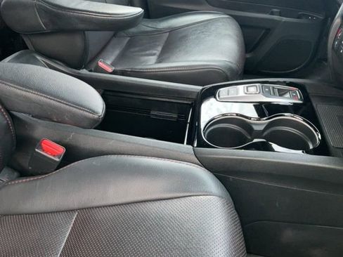 Used 2022 Honda Pilot Black Edition image 23