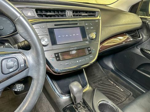 Used 2014 Toyota Avalon XLE Touring FWD image 39