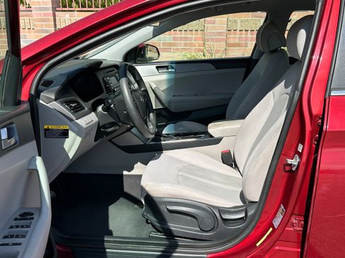 Used 2016 Hyundai Sonata SE image 6