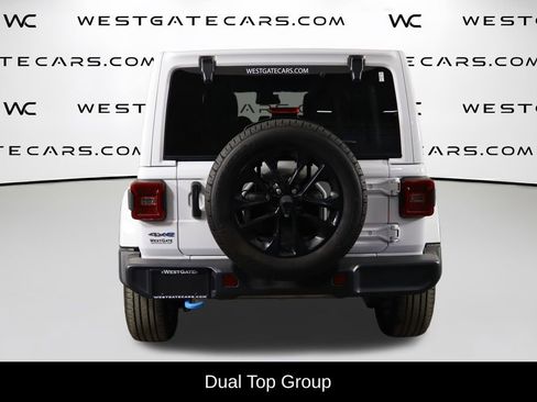 Used 2024 Jeep Wrangler Unlimited Sahara w/ Dual Top Group AWD/4WD image 4