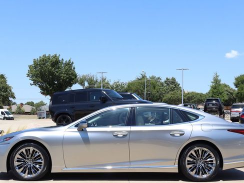 Used 2018 Lexus LS 500 image 8