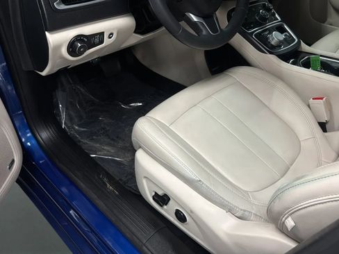 Used 2015 Chrysler 200 C w/ Navigation & Sound Group I FWD image 23