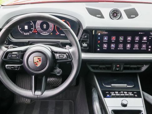 Certified 2024 Porsche Cayenne Coupe AWD/4WD image 13