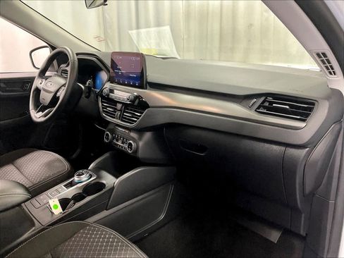 Used 2023 Ford Escape Active image 14