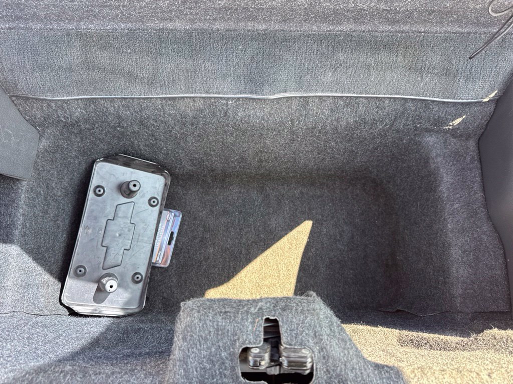 Used 1996 Chevrolet Camaro Z28 RWD image 28
