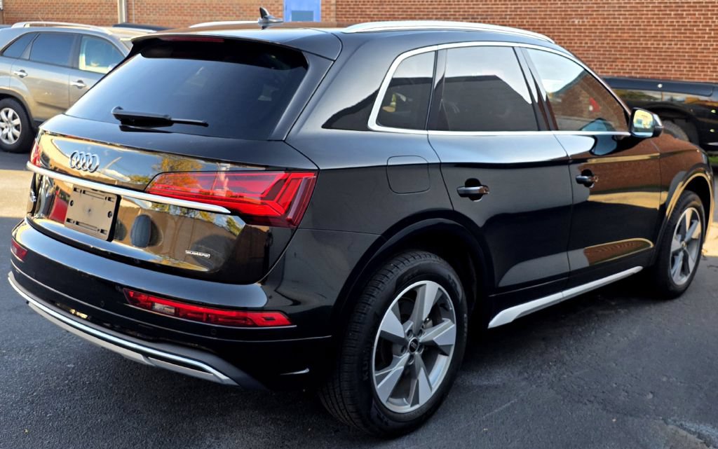 Used 2024 Audi Q5 2.0T Premium AWD/4WD image 2