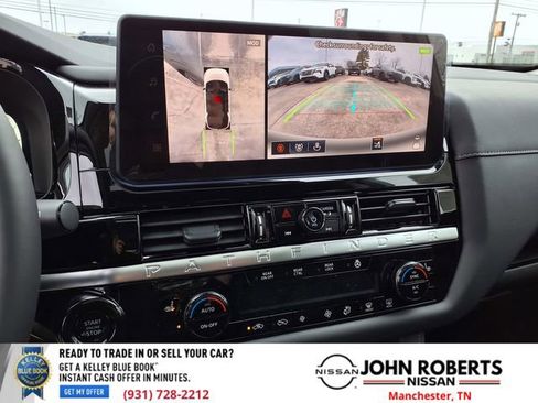 New 2026 Nissan Pathfinder SL image 7