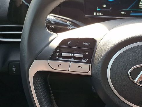 Used 2022 Hyundai Elantra SEL w/ Convenience Package image 20