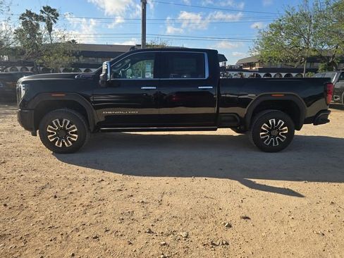 New 2026 GMC Sierra 2500 Denali Ultimate image 8