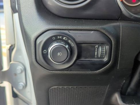 Used 2023 Jeep Wrangler Unlimited Sport AWD/4WD image 10