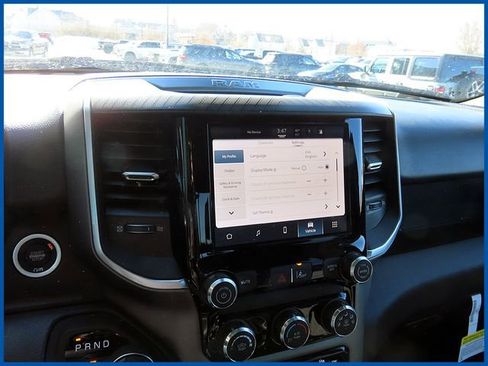 New 2026 RAM 1500 Express AWD/4WD image 15