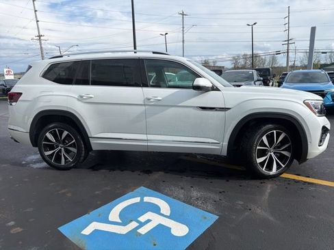 New 2026 Volkswagen Atlas SEL Premium R-Line AWD/4WD image 6