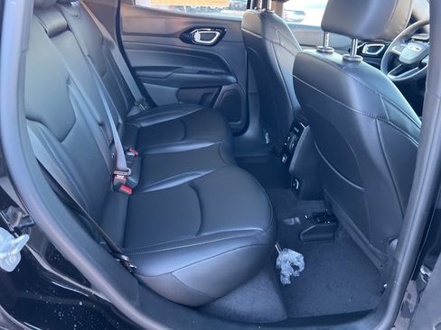 New 2026 Jeep Compass Limited image 13