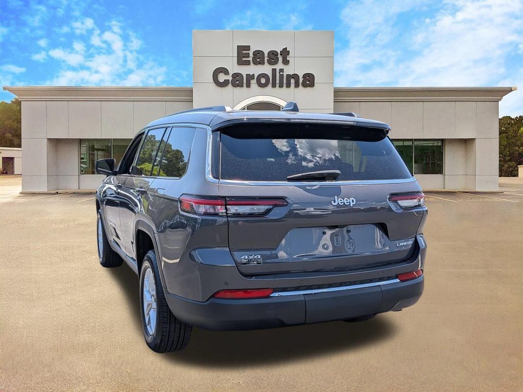 Used 2025 Jeep Grand Cherokee L Laredo w/ Luxury Tech Group I AWD/4WD image 5