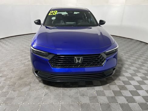Used 2023 Honda Accord Sport image 3