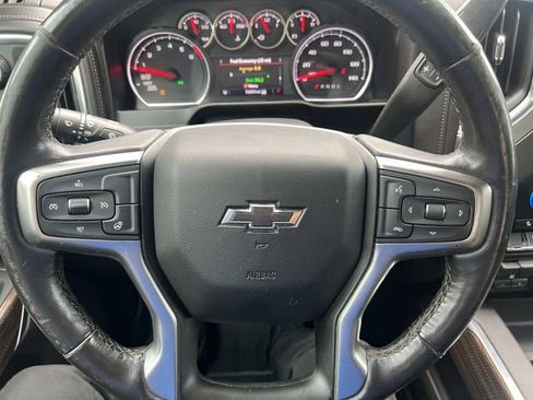 Used 2020 Chevrolet Silverado 1500 RST w/ Texas Edition image 14