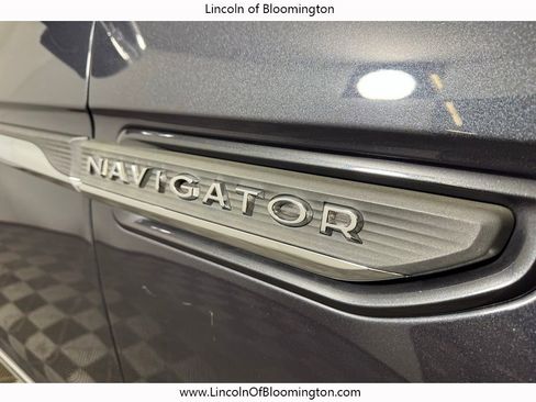 Certified 2022 Lincoln Navigator L Reserve AWD/4WD image 14