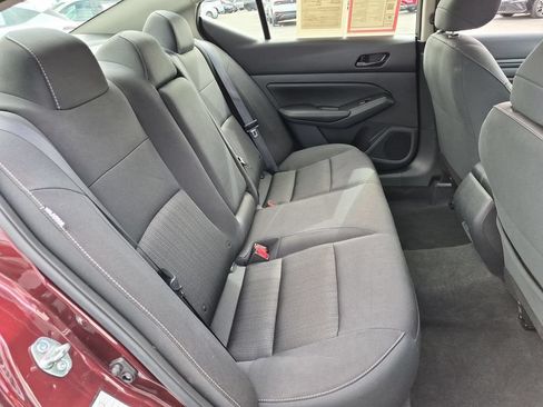 Used 2025 Nissan Altima 2.5 SV FWD image 30
