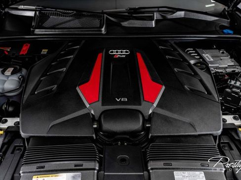 Used 2025 Audi RS Q8 performance image 6