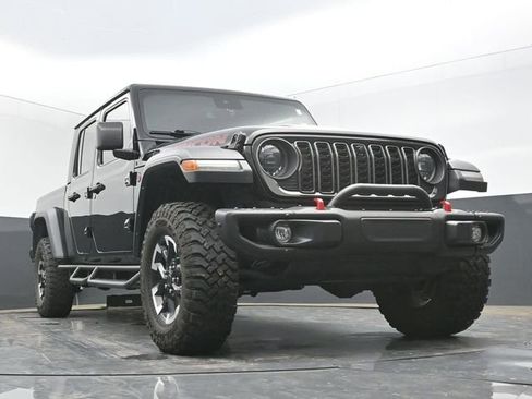 Used 2024 Jeep Gladiator Rubicon w/ Technology Group image 45