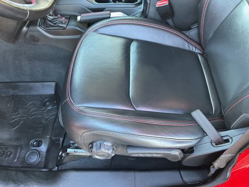 Used 2022 Jeep Gladiator Rubicon w/ LED Lighting Group image 11