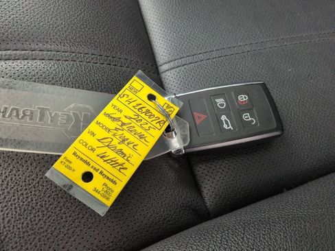 Certified 2025 Land Rover Range Rover Evoque Dynamic SE image 37