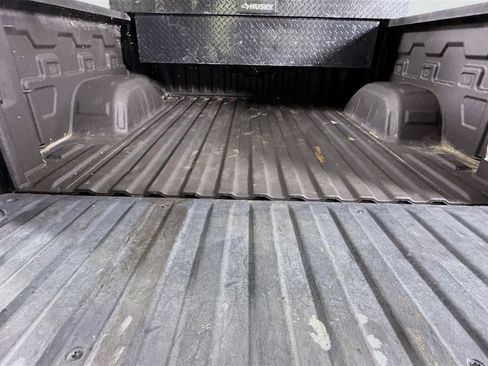 Used 2022 Chevrolet Silverado 1500 Custom RWD image 33