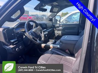 Used 2024 Chevrolet Silverado 2500 High Country w/ High Country Premium Package AWD/4WD video 2