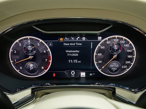 Used 2024 Bentley Flying Spur V8 AWD/4WD image 35