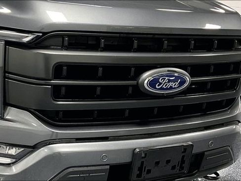 Used 2023 Ford F150 Lariat w/ Equipment Group 502A High image 31