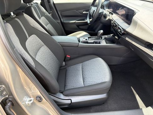 Used 2026 Nissan Sentra SV w/ Floor Mat Package FWD image 14