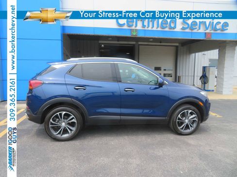Used 2023 Buick Encore GX Essence w/ Advanced Technology Package image 8