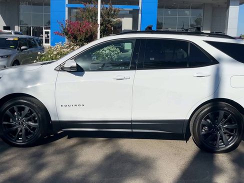 Used 2024 Chevrolet Equinox RS FWD image 4