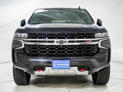 Used 2022 Chevrolet Tahoe Z71 w/ Luxury Package AWD/4WD image 16