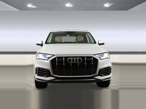 Used 2024 Audi Q7 3.0T Premium Plus AWD/4WD image 5