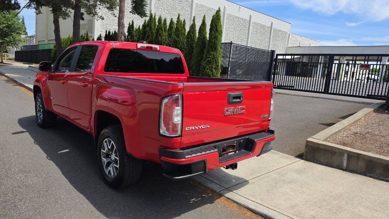 Used 2015 GMC Canyon SLE w/ All-Terrain Package AWD/4WD image 7