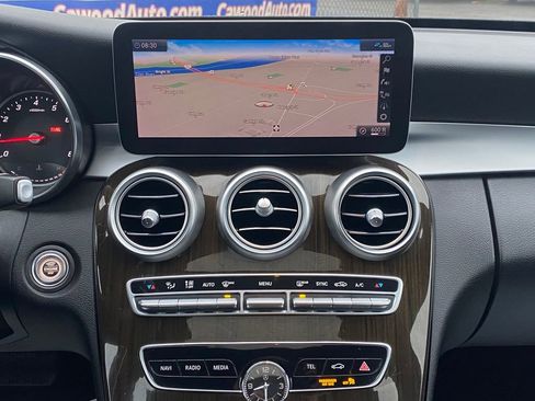 Used 2019 Mercedes-Benz C 300 Sedan image 22