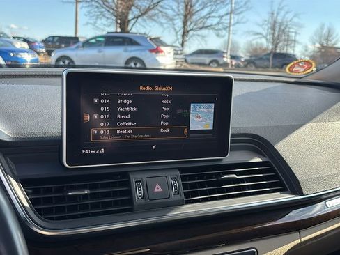 Used 2018 Audi Q5 2.0T Premium Plus w/ Premium Plus Package image 19