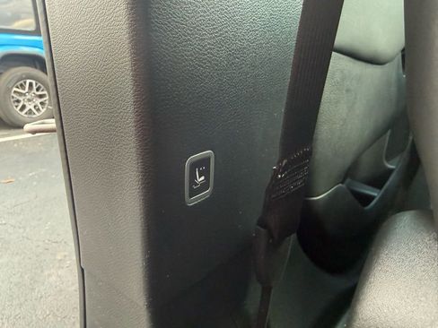 New 2026 Chrysler Pacifica Limited w/ S Appearance Package image 51