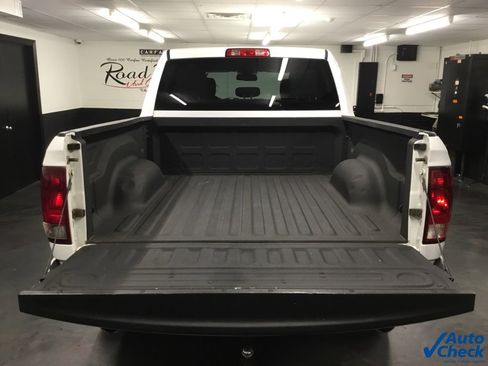 Used 2014 RAM 1500 Express image 10